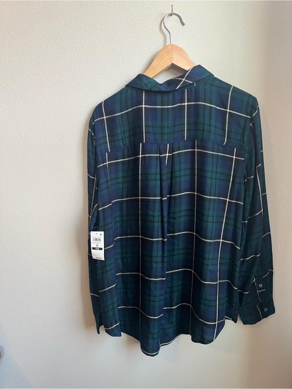 Plaid Button Down Shirt Blouse in Navy, Green and Cream Preppy Layer Classic NWT - Picture 3 of 6